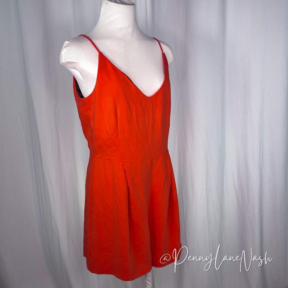 Bebe Poy Sleeveless Lace Back Romper Poppy Red - Picture 3 of 10